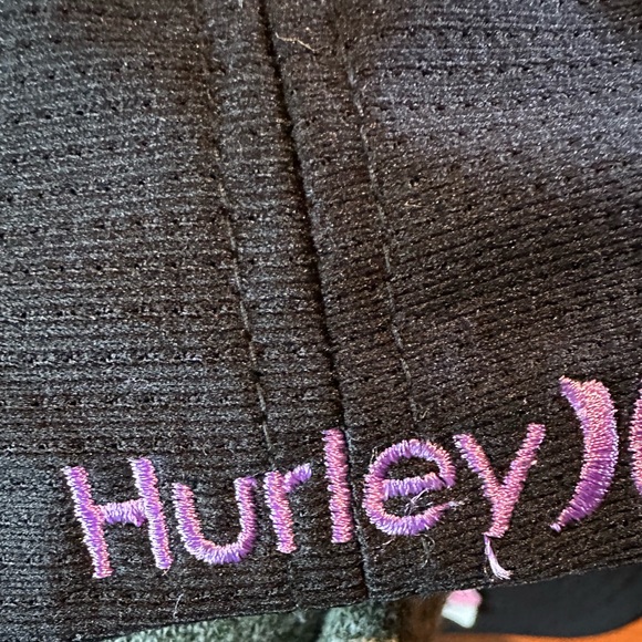 Hurley Black Hat with Purple Emblem - Picture 3 of 5